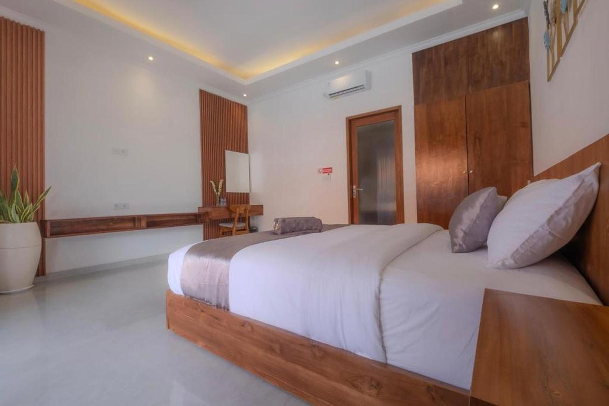 Bali Bata Canggu Guesthouse Exterior photo
